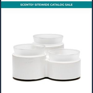 RETIRED: Scentsy Accord Warmer in White Never Opened